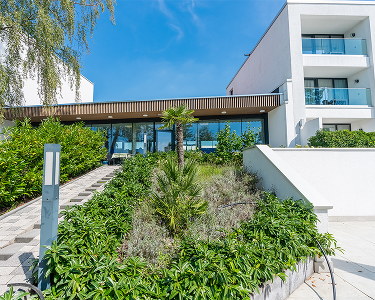 Außenansicht des Seehotel Forst in Bruchsal